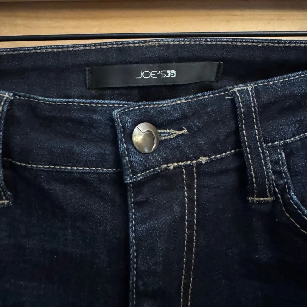 Joes Jeans Size 31/12 Mid Rise Dark Wash Bootcut Cotton Lycra Blend Jeans
